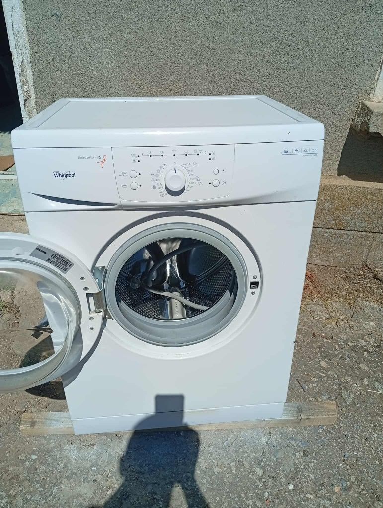 Пералня Whirlpool