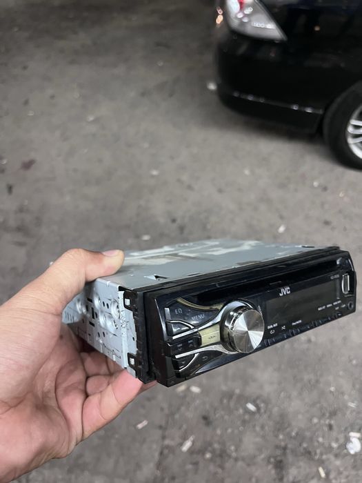 Манитофон JVC.