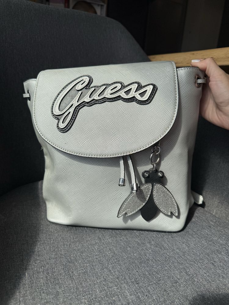 Сребриста Раница Guess