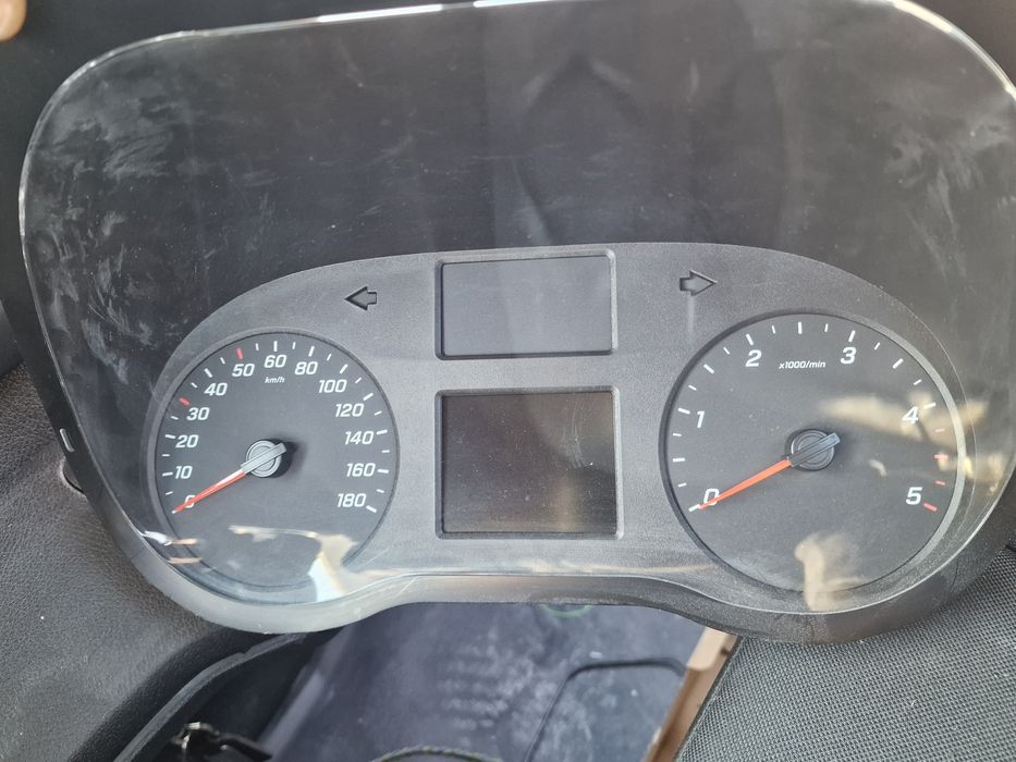 Vand ceasuri bord sprinter W907 .910  de europa