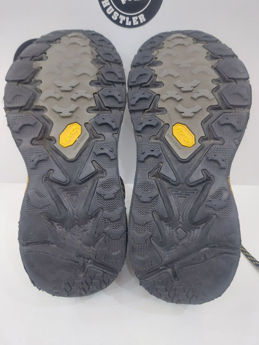 Маратонки HOKA SPEEDGOAT 4 GORE-TEX. Номер 43