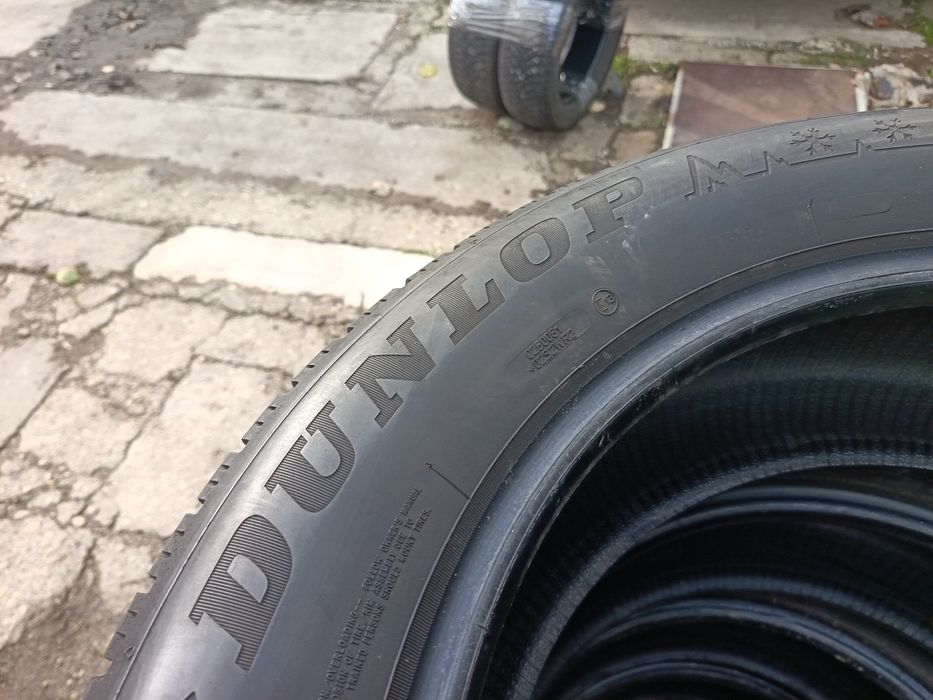 Anvelope MS iarna 235 60 18 Dunlop 2021 5.2-6.2mm