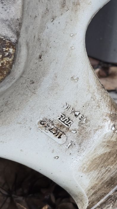 5бр джанти 17ки 5х108 с болтове Пежо Ситроен

Pазмep: 7.5J x 17, E