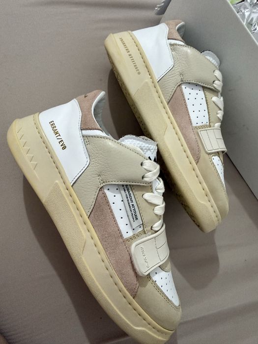 RUN OF Leather sneakers