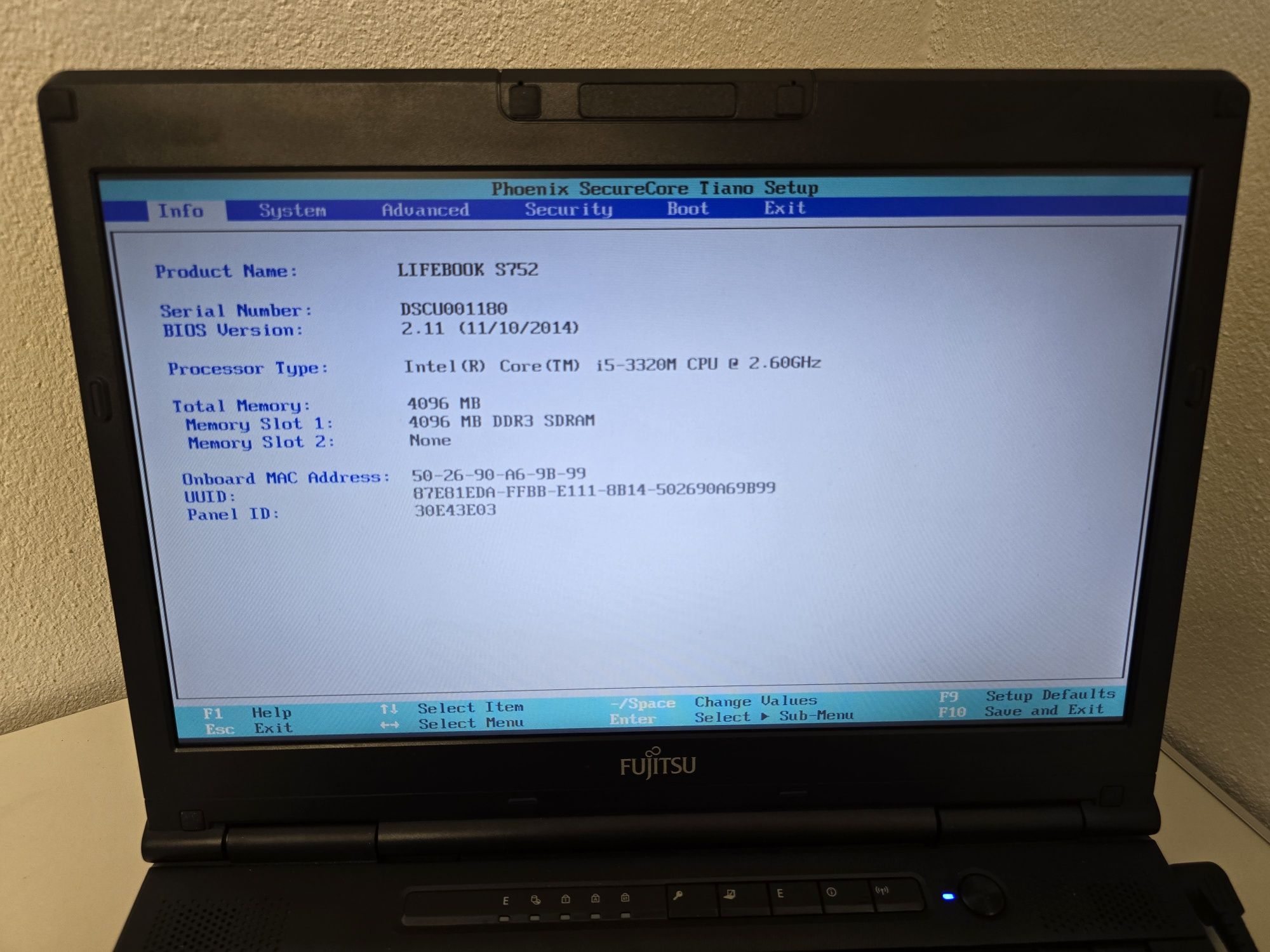 Laptop Fujitsu S752