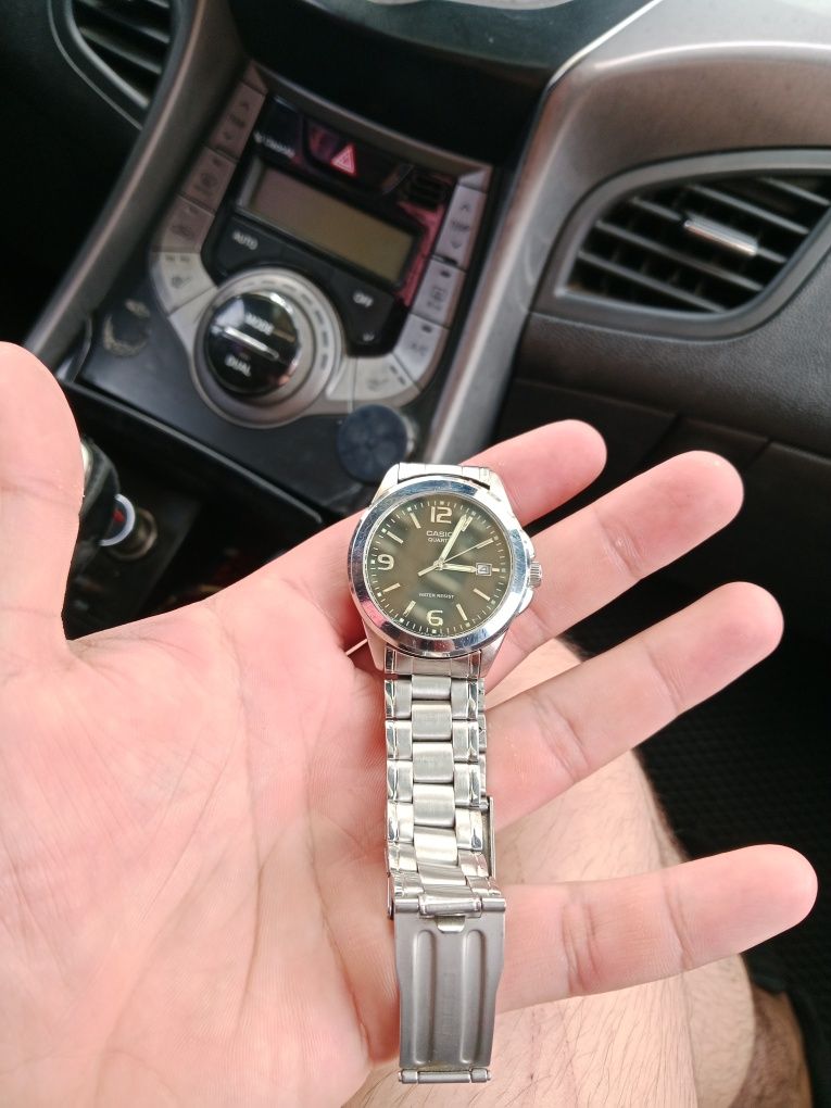 часы Casio Quartz