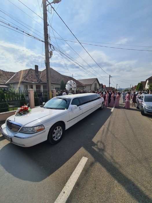 Limuzina Lincoln 2008 TownCar