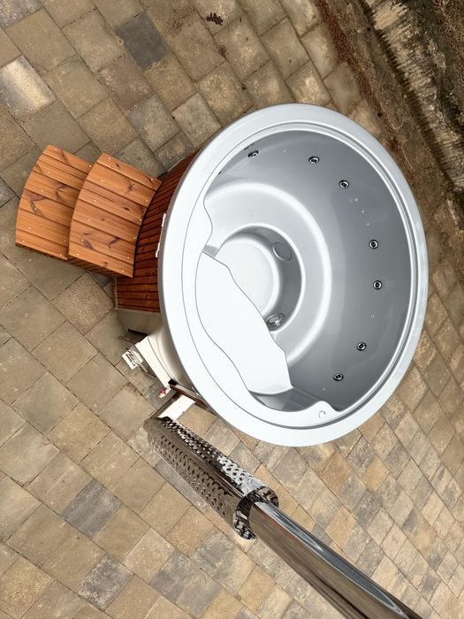 Ciubar Acrylic jacuzzi