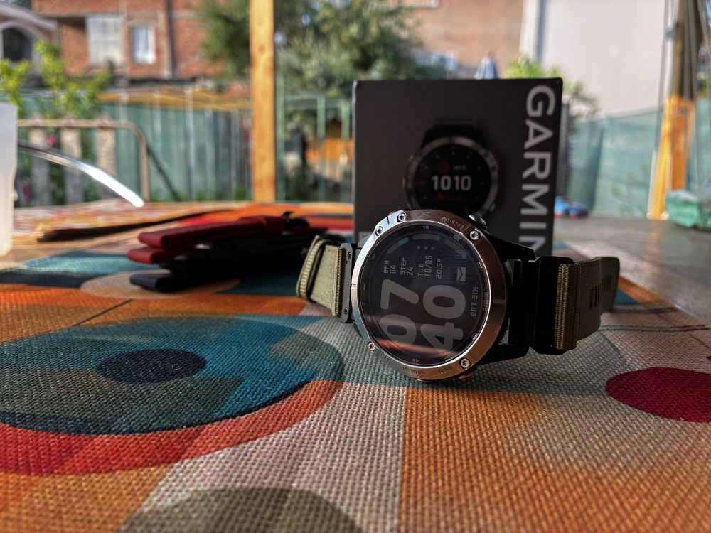 Часовник Garmin Fenix 6 solar