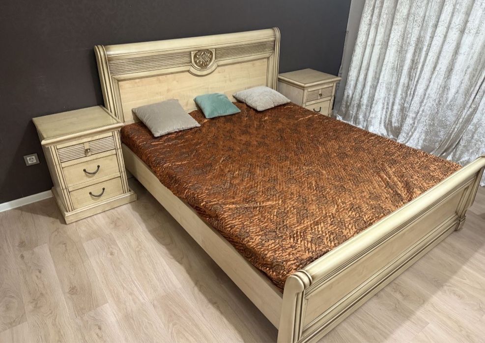 Спальный мебель срочно