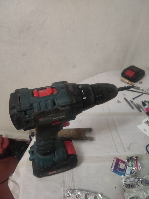 Продам шуруповёрт