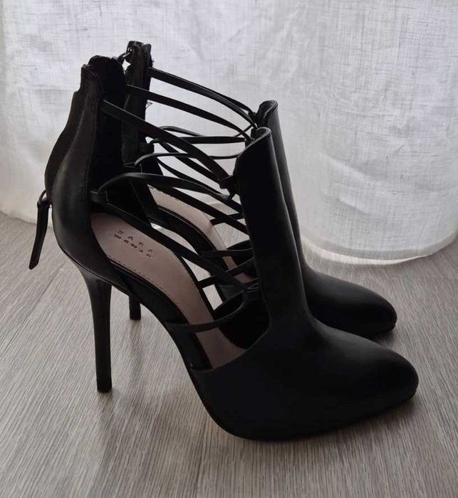 Pantofi piele Zara
