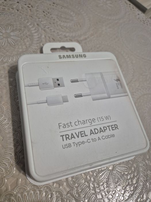 Ново зарядно Samsung 15w