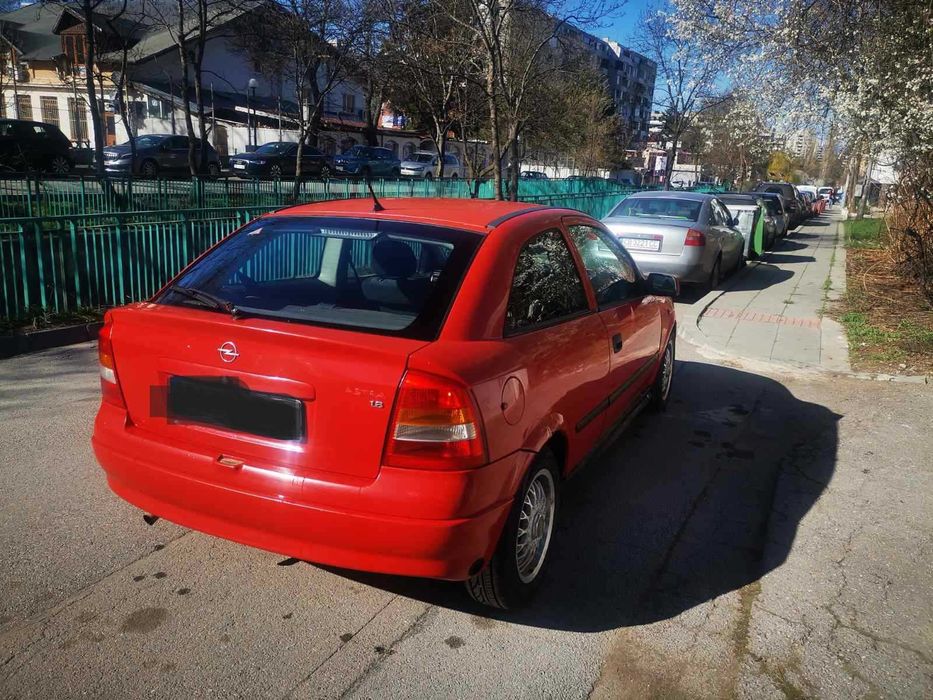 OPEL Astra с технически преглед, в движение, карта СБА