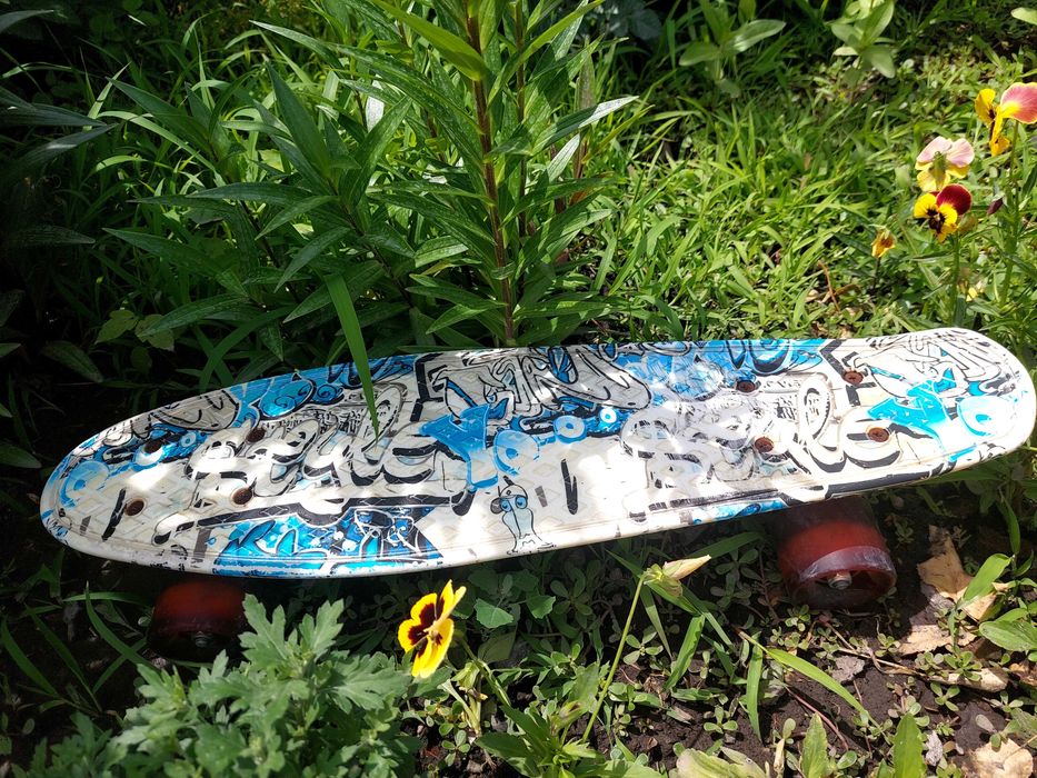 Скейтборд в хорошем состоянии