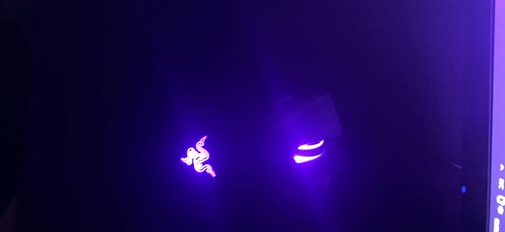 Продам мышку Razer оригинал с коробкой