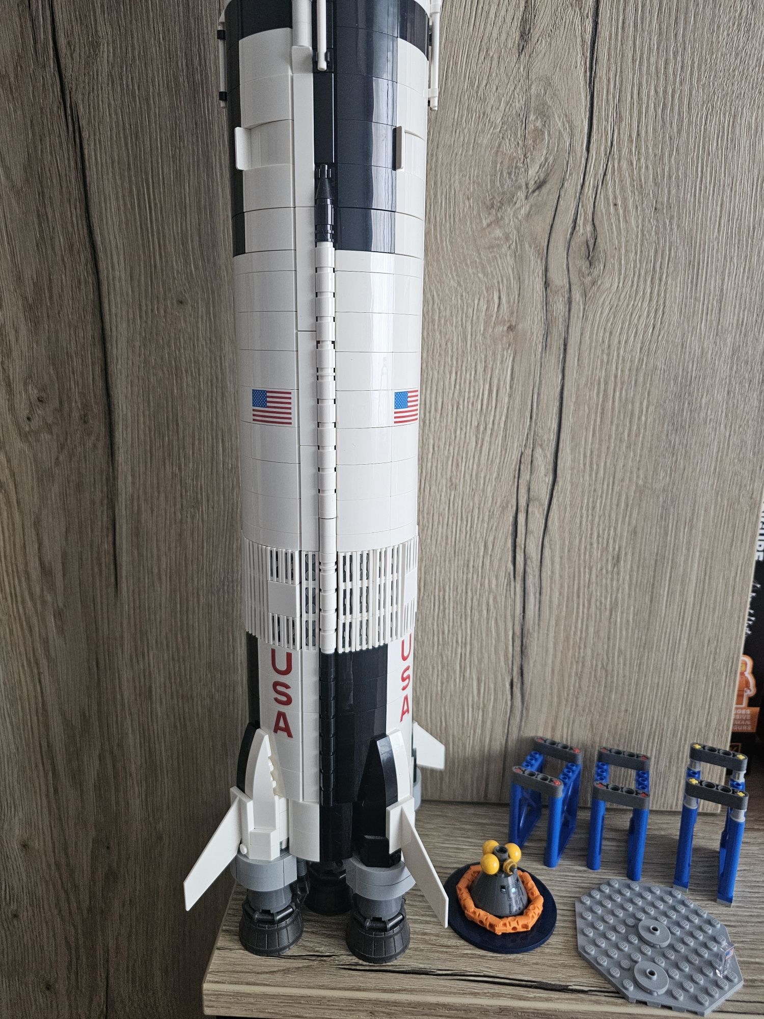 LEGO ® Ideas 92176 - НАСА Аполо Сатурн V NASA Apollo Saturn V