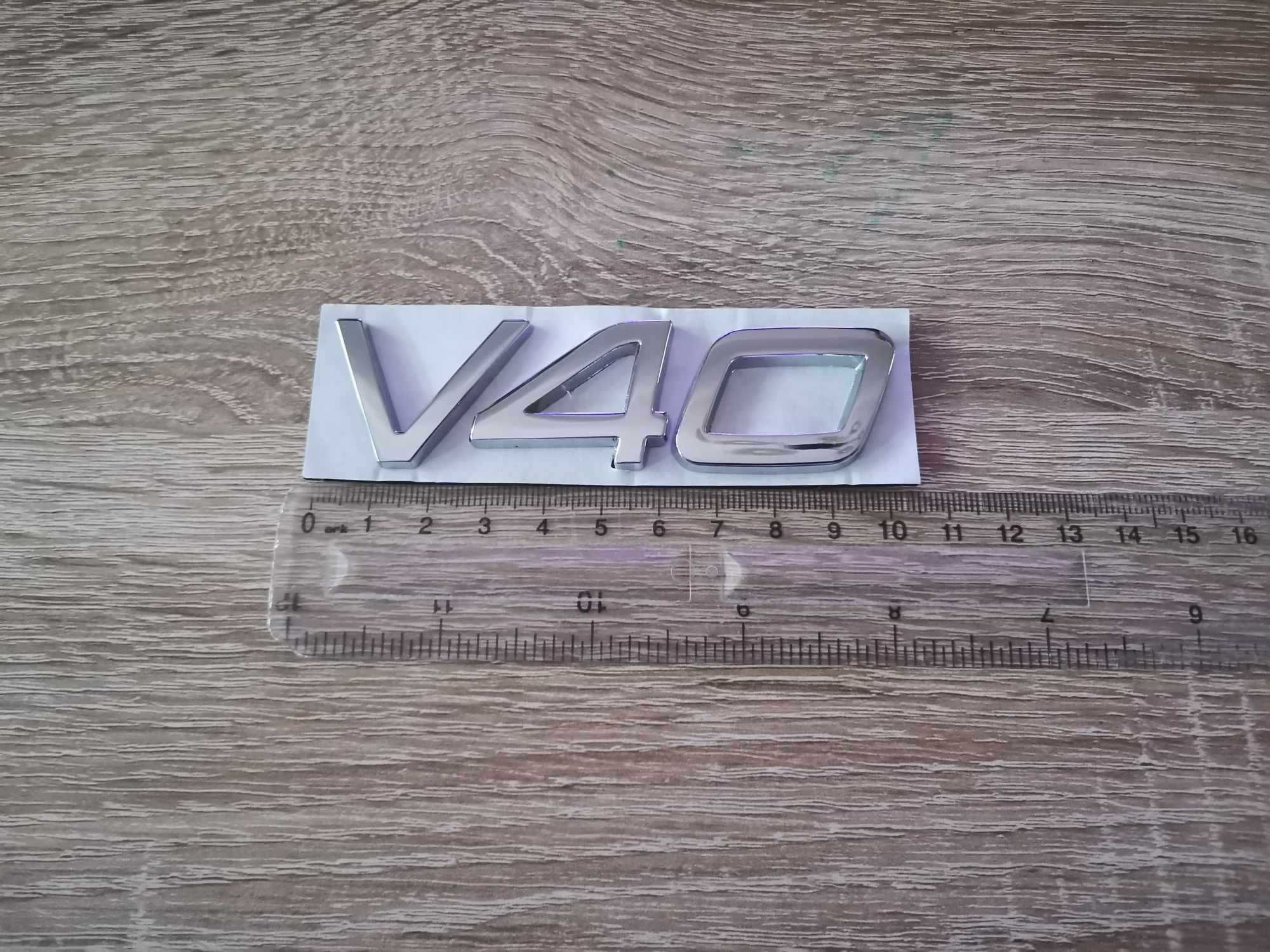 Волво Volvo V40 сребриста емблема лого