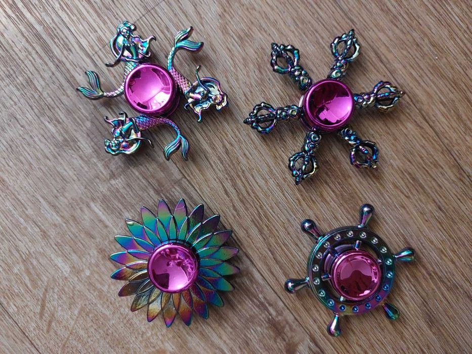 Продам новые спинеры .