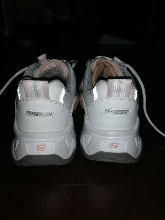 Skechers dama măr. 38