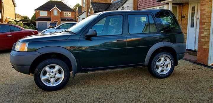 Dezmembrez Land Rover Freelander motor 2.0(Honda), 2.0 BMW