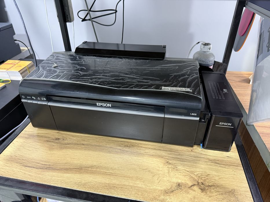 Sotiladi printer Epson L805