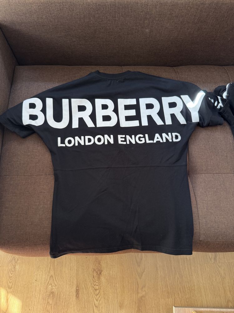Маркови мъжки тениски / Burberry Off white Pause Louis vuitton