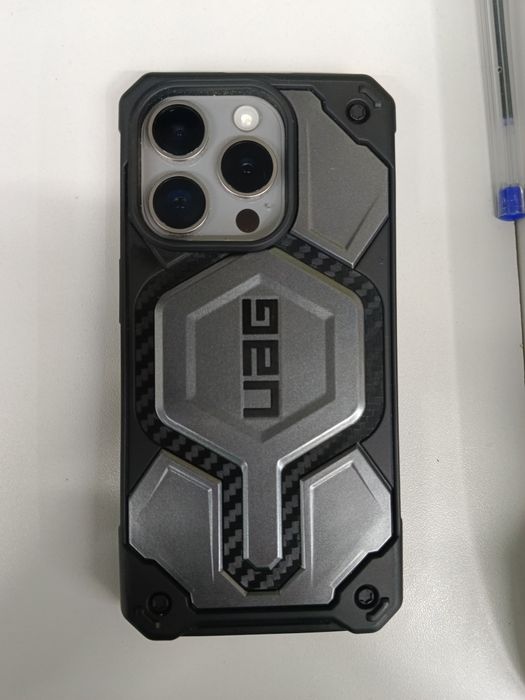 Продаю iPhone 15 pro