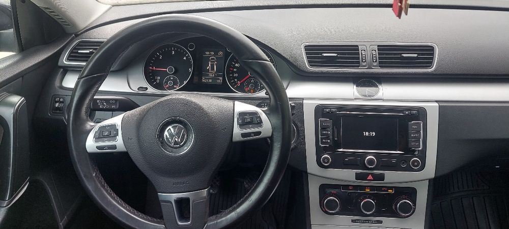 Passat b7/euro5/ 2013 luna5a/2.0 diesel/140cp/5499€€/