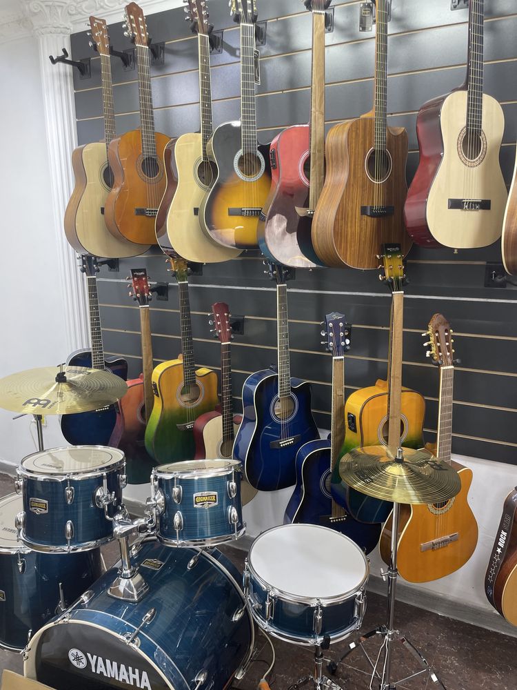 Gitara Baraban Muzikalni