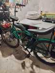 Bicicleta pegas cu motor