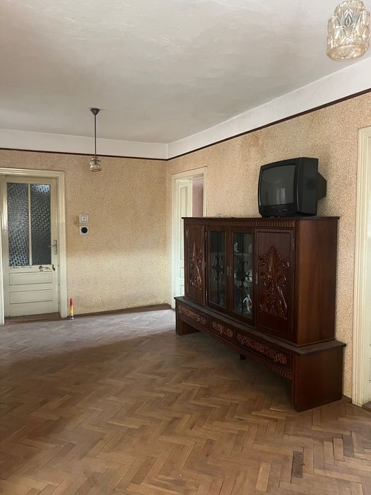 Casa de vânzare în Alesd