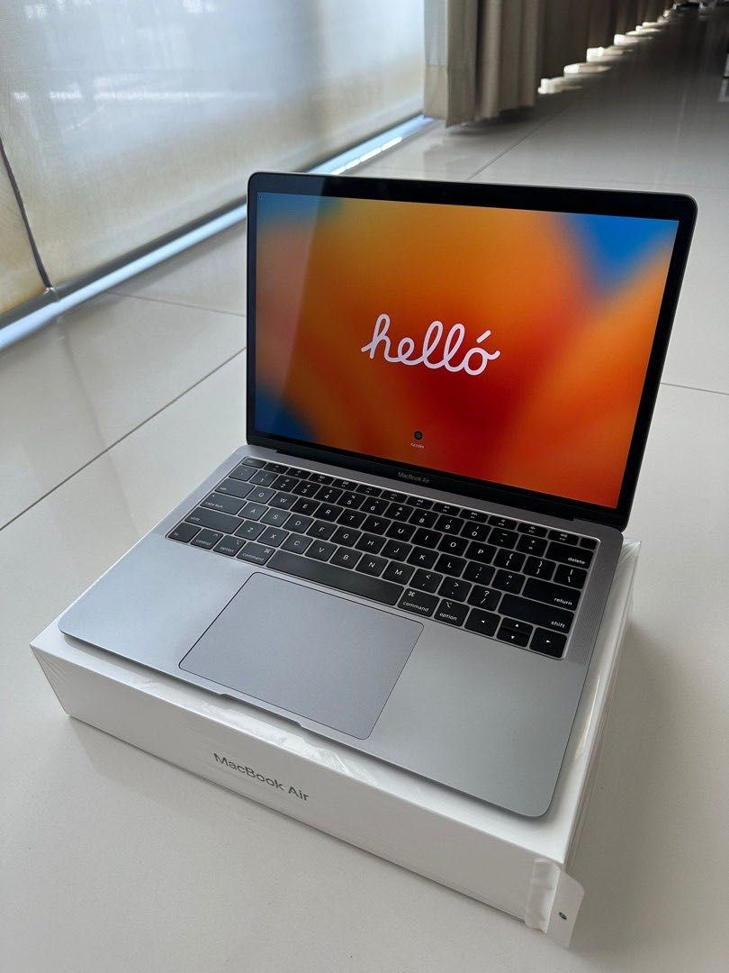 MacBook Air 13, 128GB, Space Gray (2018)