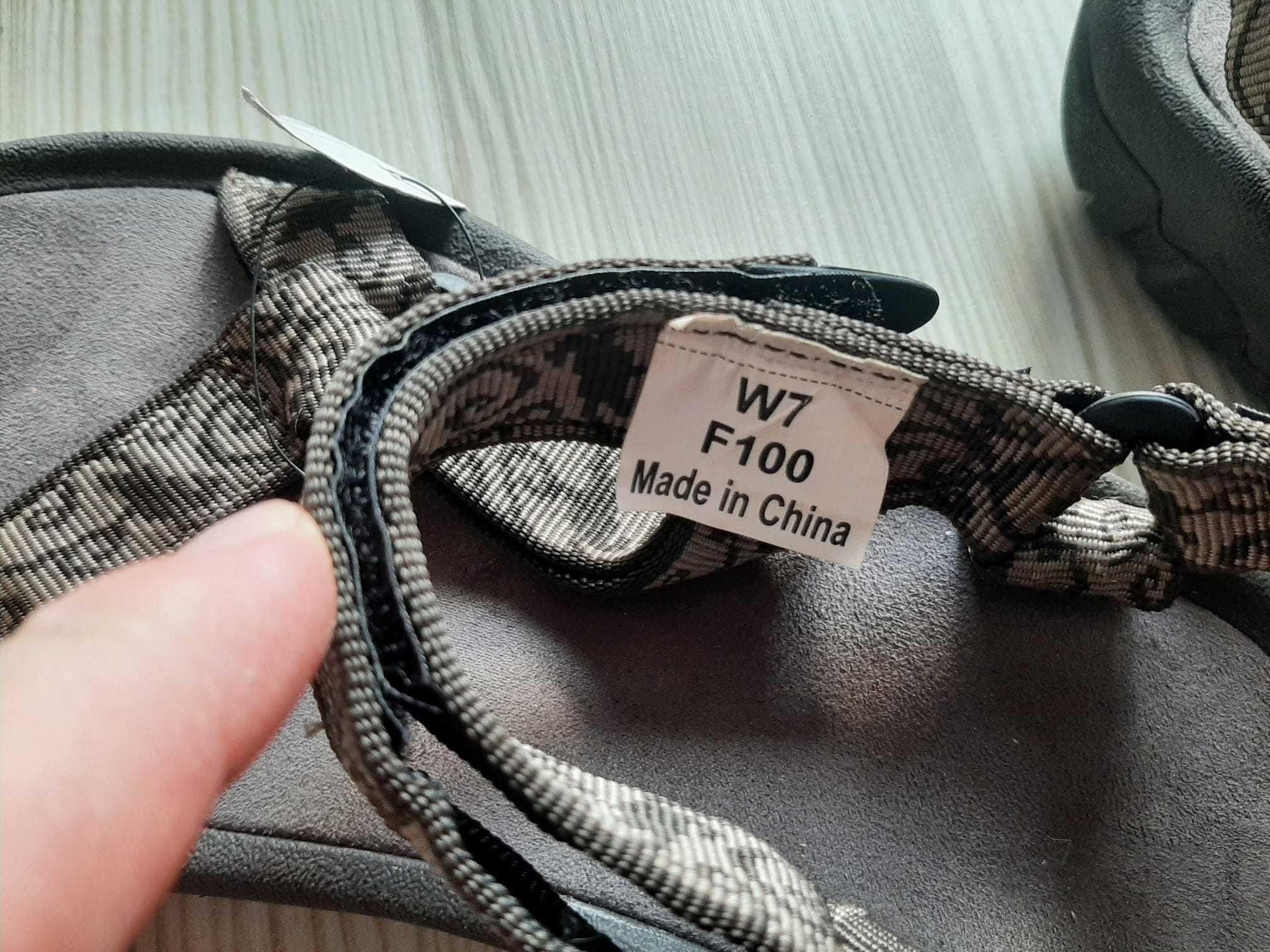 Sandale Teva marimea 37