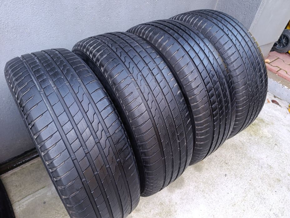 Cauciucuri Duster 215/65/16 Vara