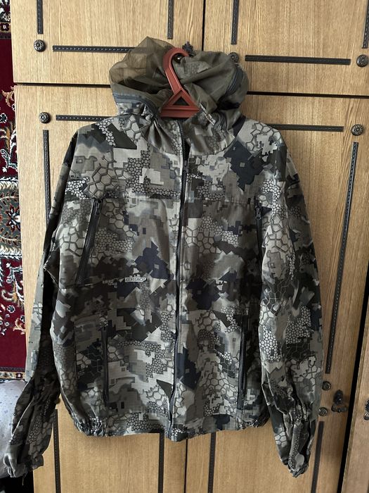 Продам костюм лето- осень рыбацкий, охотничий