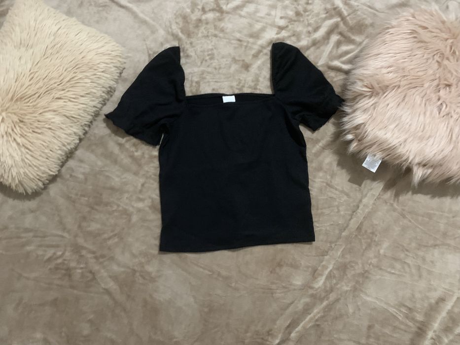 Vând haine Bershka, PullandBear, Stradivarius, Zara