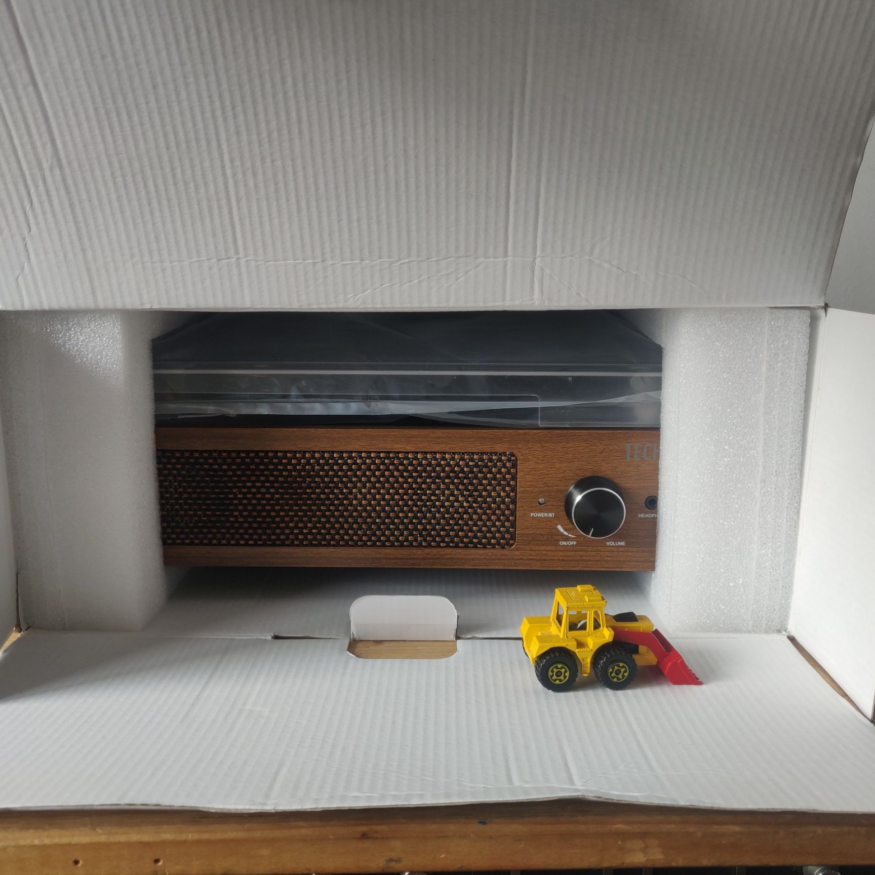 Pick up/amplificator/boxe/bluetooth/Technaxx-BT-LP TX-186