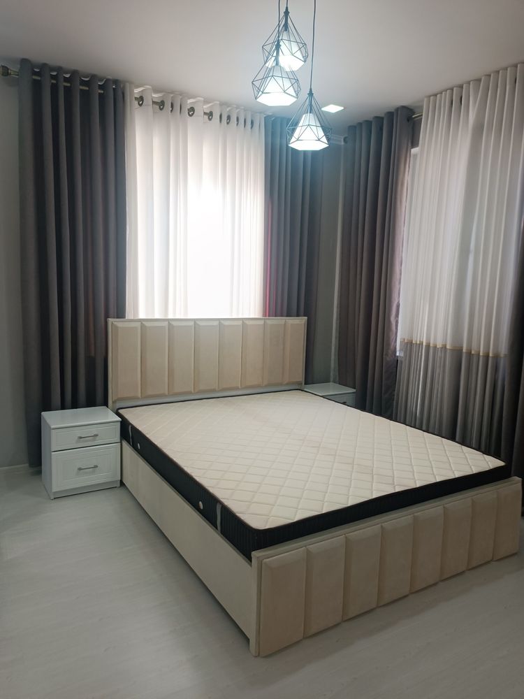 Продажа кв 3х комн 2 этаж 7 этажки с ремонтом обстановка. Улица Парке