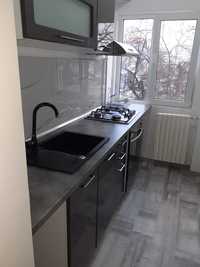 Inchiriez apartament