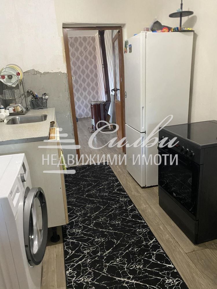 Самостоятелна ТУХЛЕНА  къща на ПЛОЧА с ЗП 53 кв.м. - с.Ивански!