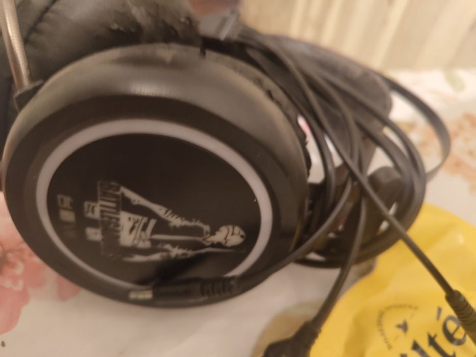 Продам наушники battleground