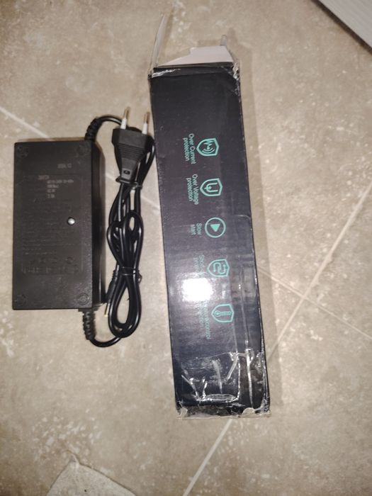 Incarcator baterie  trotineta , scutere 36v _42 v _2a