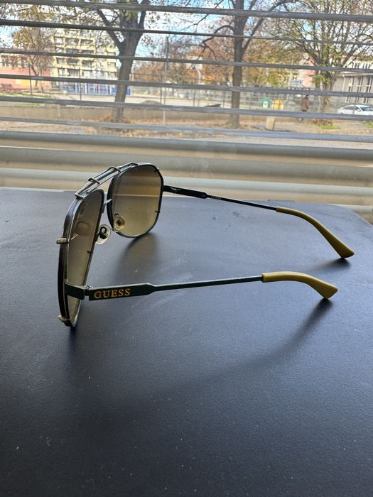 Dsquares, Guess, Armani, louis vuitton