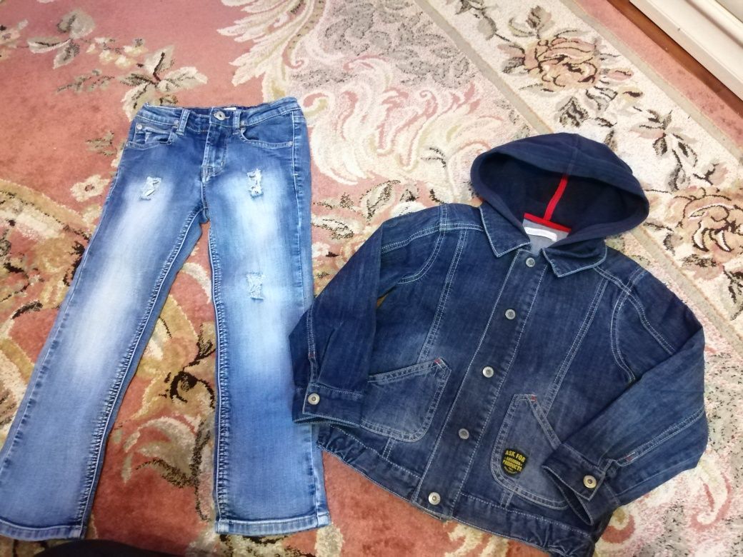 Детская одежда для мальчиков куртки джинсы кофты шапки. Листайте!