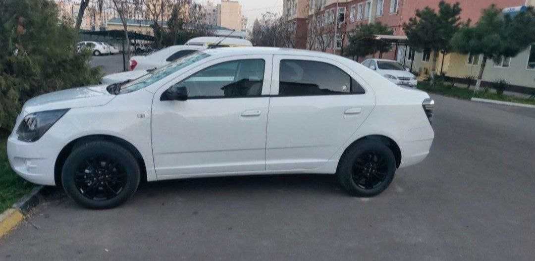 chevrolet cobalt midnight qora diska