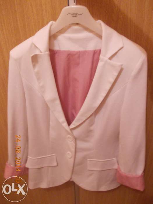 sacou dama ,culori alb si roz, marime m-l