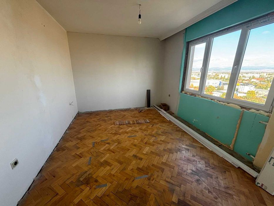 Продава 3-СТАЕН град София, Толстой