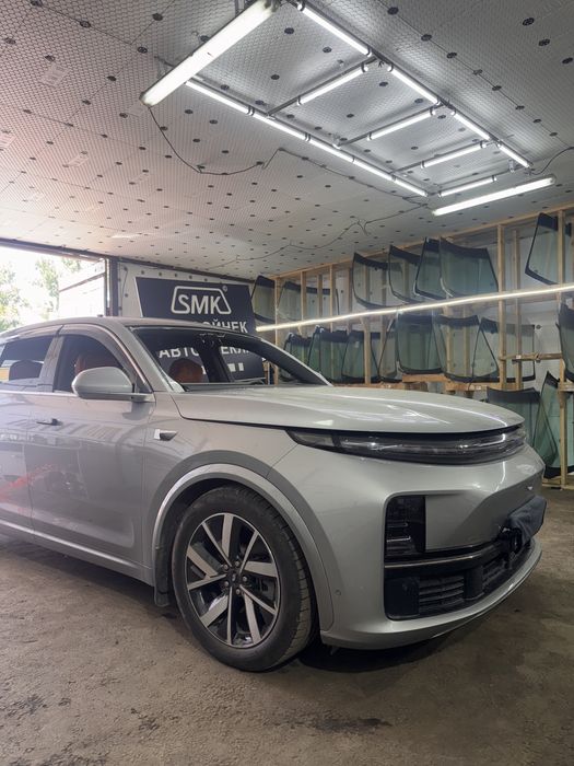 Установка автостекол.Замена лобового стекла.