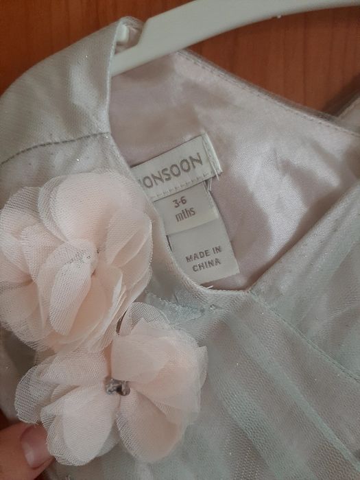 Rochita de ocazie fetita 3-6 luni Monsoon si pantofiori ivory